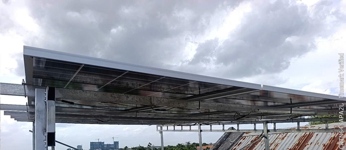 Giàn khung pin nâng trên sân thượng – hộ gia đình tại phường Long Hưng, Đồng Nai
